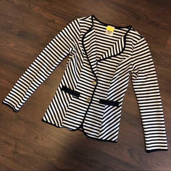 Decca Jackets & Blazers - Fab Black & White Striped Blazer